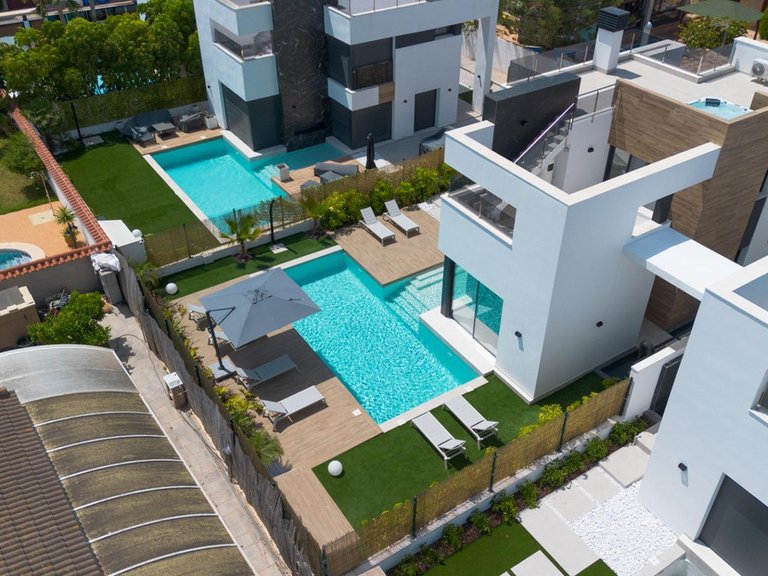 Villa for Sale in Torrevieja, Alicante 5