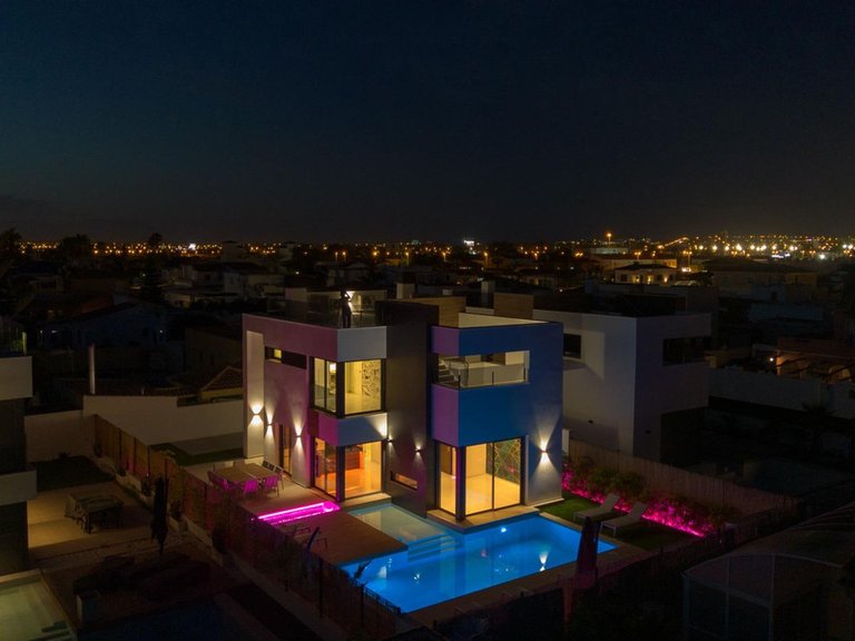 Villa for Sale in Torrevieja, Alicante 21