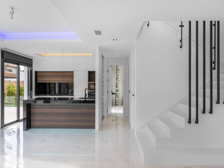 Villa for Sale in Torrevieja, Alicante 40