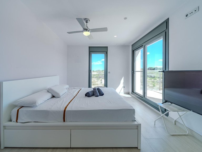 Villa for Sale in San Fulgencio, Alicante 47