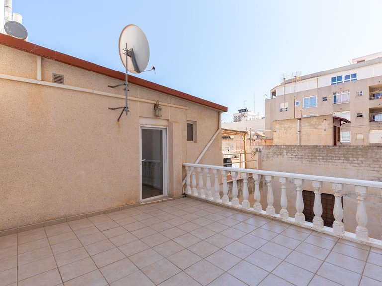 Apartment for Sale in Torrevieja, Alicante 30