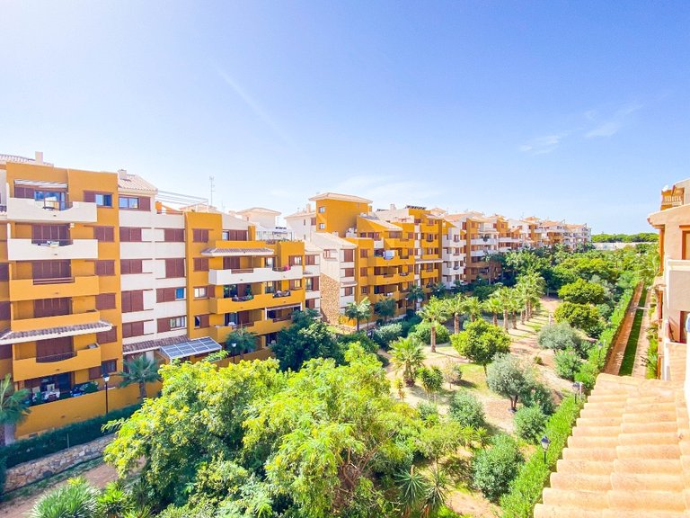 Apartment for Sale in Punta Prima, Alicante 19