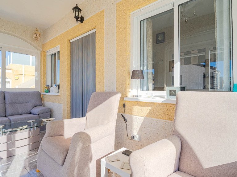 Villa for Sale in Los Altos, Alicante 13