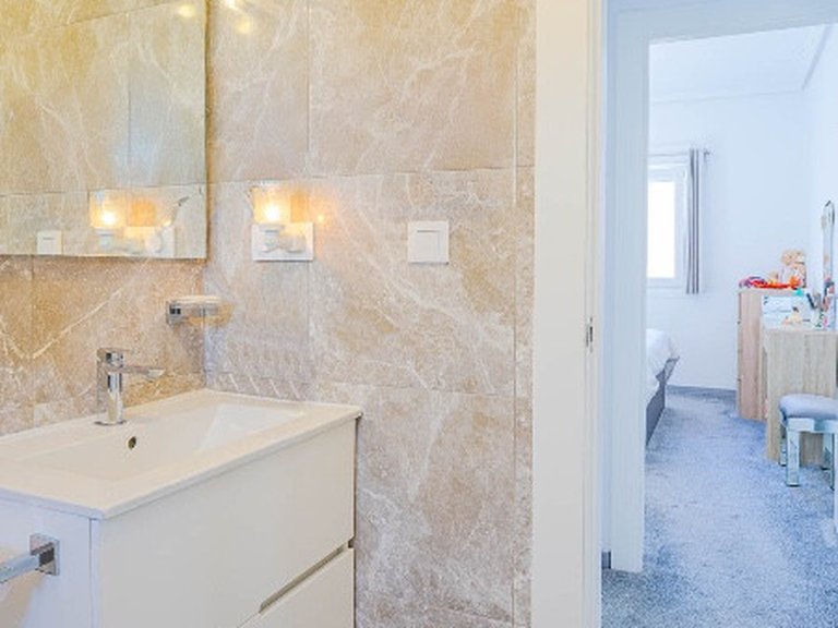 Villa for Sale in Los Altos, Alicante 33
