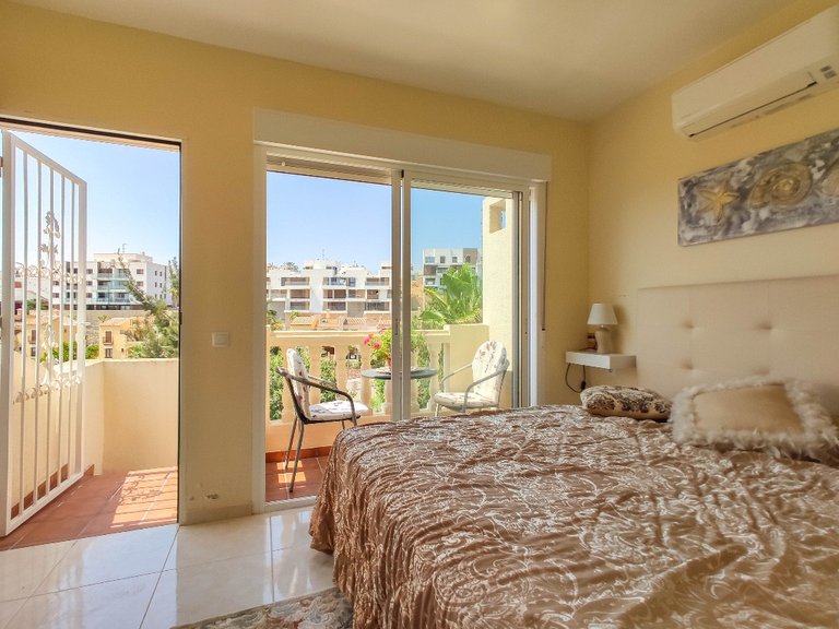 Villa for Sale in Las Ramblas, Alicante 33