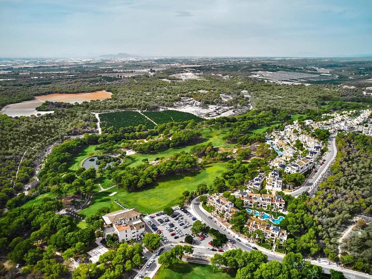 Villa for Sale in Las Ramblas, Alicante 46