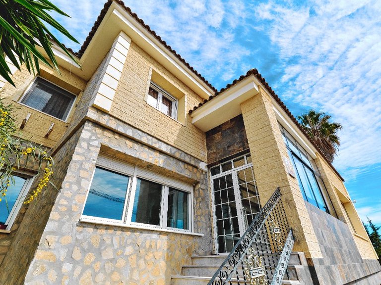 Villa for Sale in Campoamor, Alicante 40