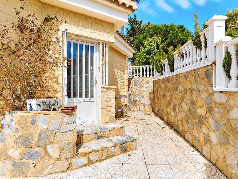 Villa for Sale in Campoamor, Alicante 47