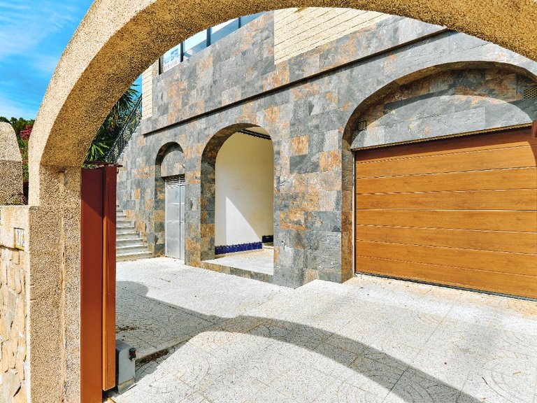 Villa for Sale in Campoamor, Alicante 49