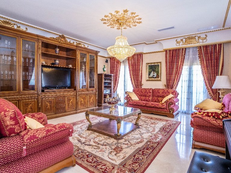 Villa for Sale in Campoamor, Alicante 3