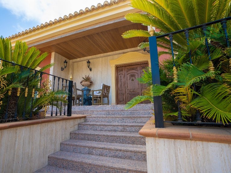 Villa for Sale in Campoamor, Alicante 10
