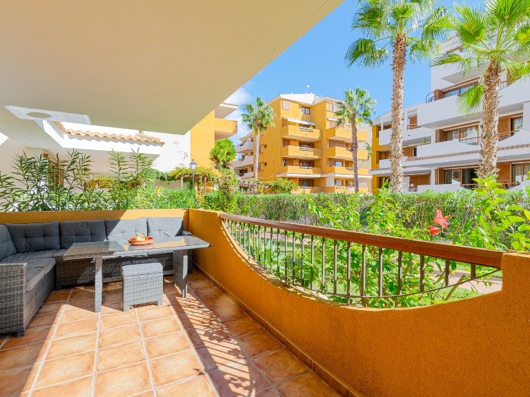 Apartment for Sale in Punta Prima, Alicante 1