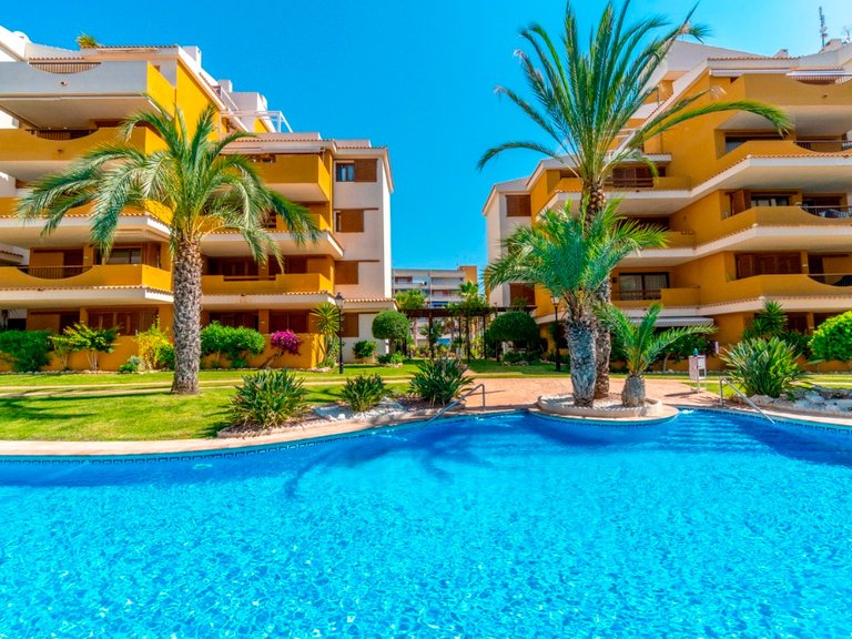 Apartment for Sale in Punta Prima, Alicante 5