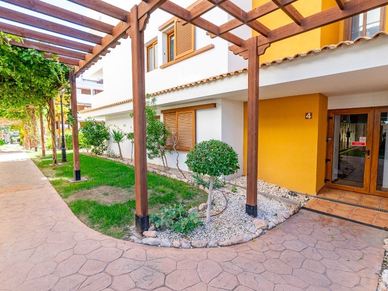 Apartment for Sale in Punta Prima, Alicante 48