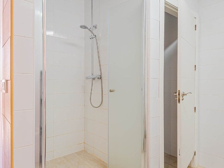 Apartment for Sale in Cabo Roig, Alicante 50