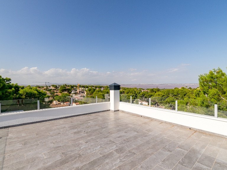 Villa for Sale in Los Balcones, Alicante 25