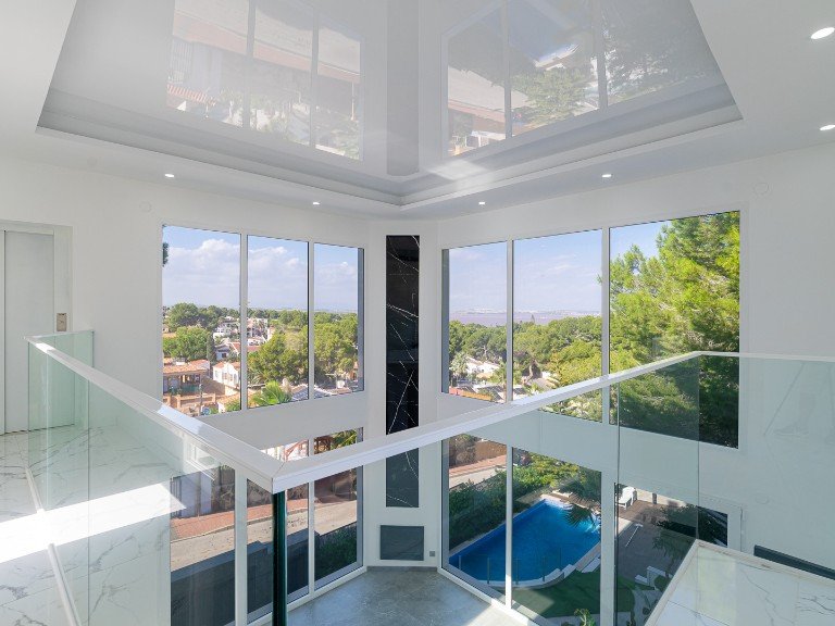 Villa for Sale in Los Balcones, Alicante 40