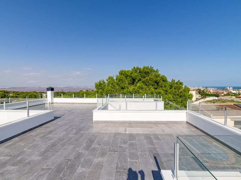 Villa for Sale in Los Balcones, Alicante 43