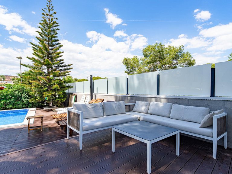Villa for Sale in Los Balcones, Alicante 49