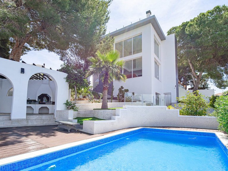 Villa for Sale in Los Balcones, Alicante 50