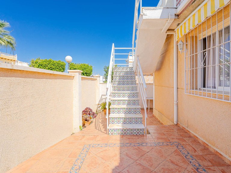 Town House for Sale in Los Altos, Alicante 9