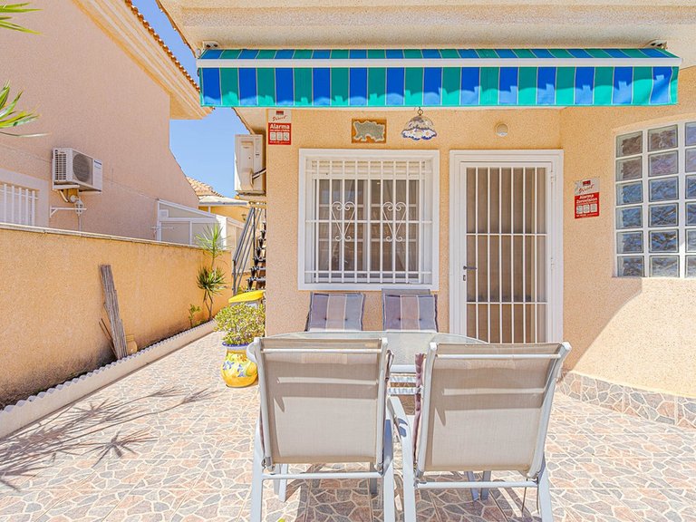 Villa for Sale in Punta Prima, Alicante 10