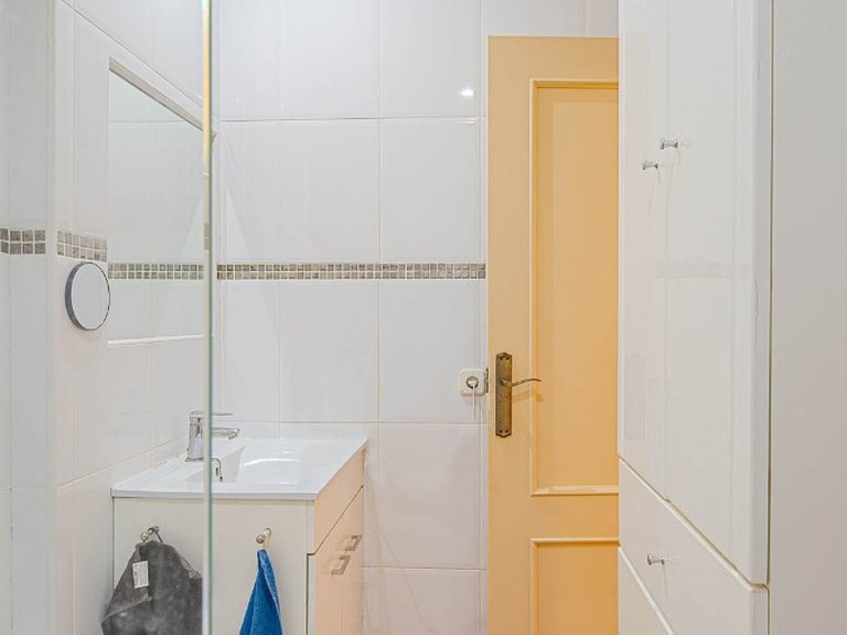 Villa for Sale in Punta Prima, Alicante 28