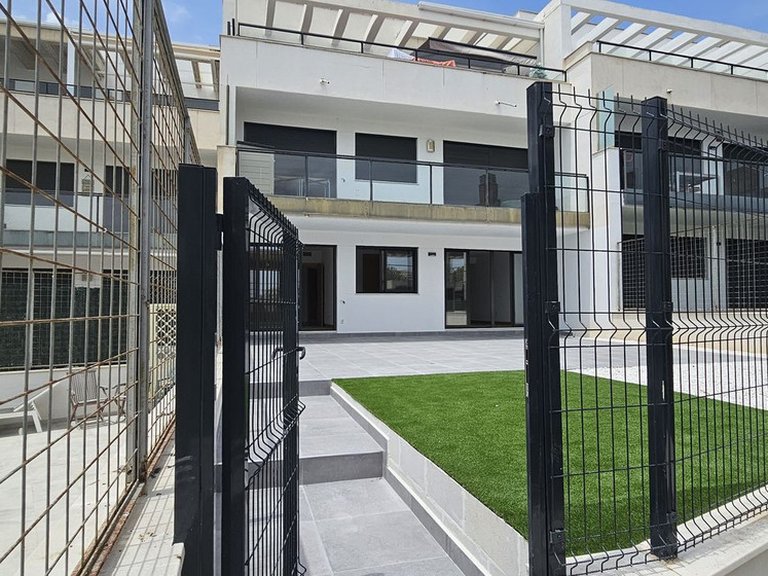 Apartment for Sale in Campoamor, Alicante 48