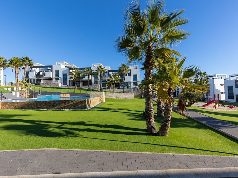 Apartment for Sale in Punta Prima, Alicante 13