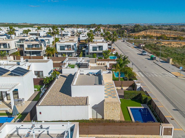 Villa for Sale in Orihuela, Alicante 35