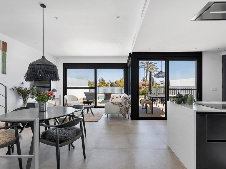 Villa for Sale in Dolores, Alicante 16