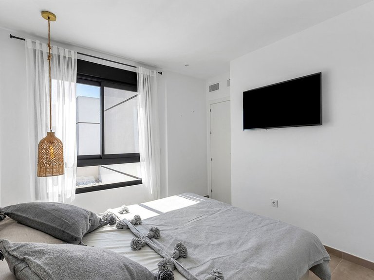 Villa for Sale in Dolores, Alicante 46