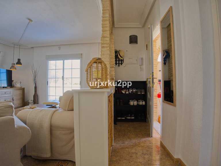 Villa for Sale in Torrevieja, Alicante 14