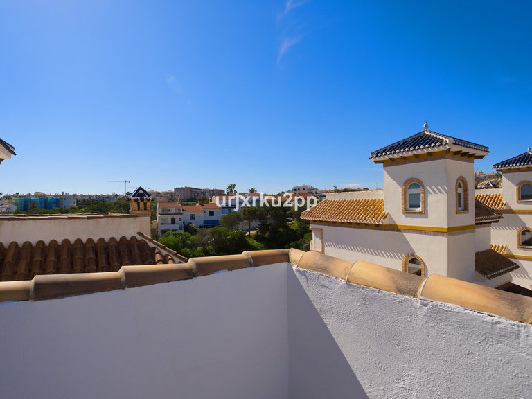 Villa for Sale in Torrevieja, Alicante 18