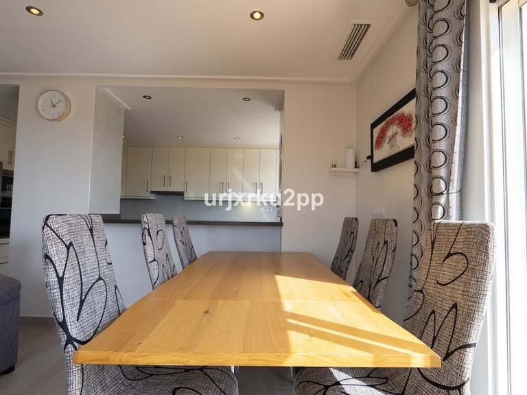Apartment for Sale in Villamartin, Alicante 11