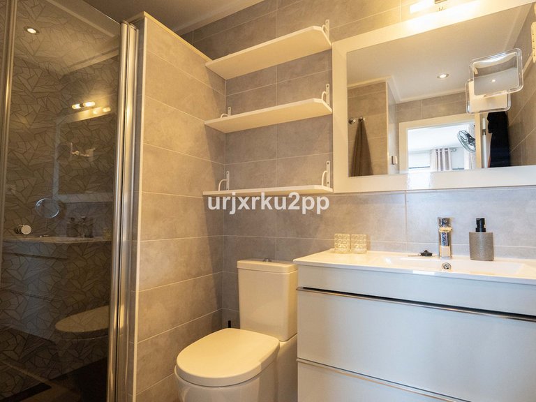 Apartment for Sale in Villamartin, Alicante 22
