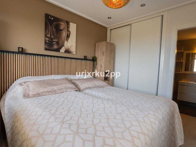 Apartment for Sale in Villamartin, Alicante 27