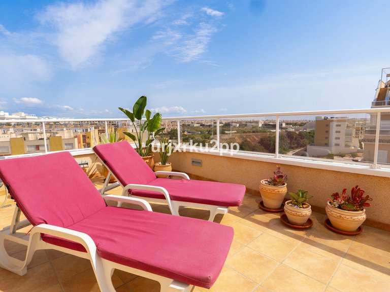Apartment for Sale in Villamartin, Alicante 32
