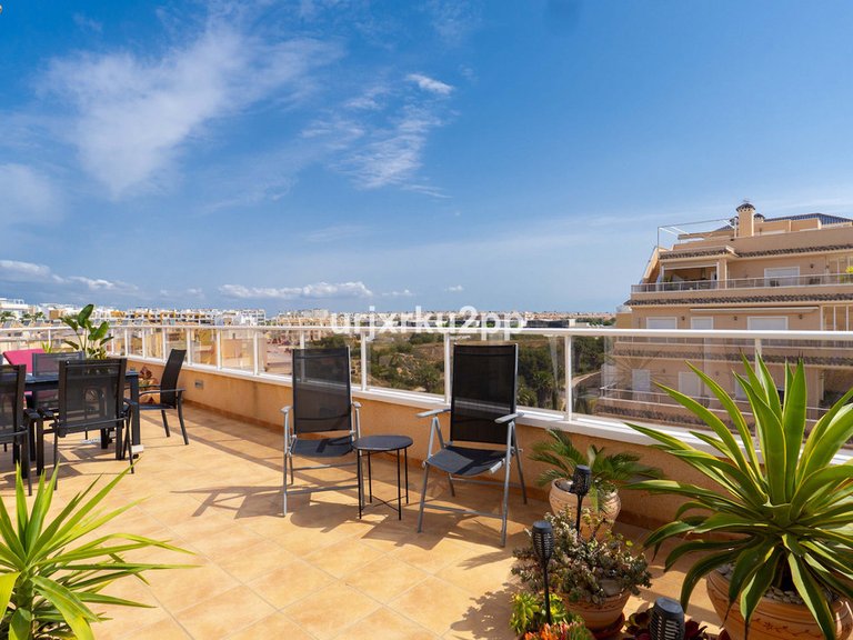 Apartment for Sale in Villamartin, Alicante 37