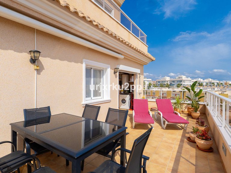 Apartment for Sale in Villamartin, Alicante 38