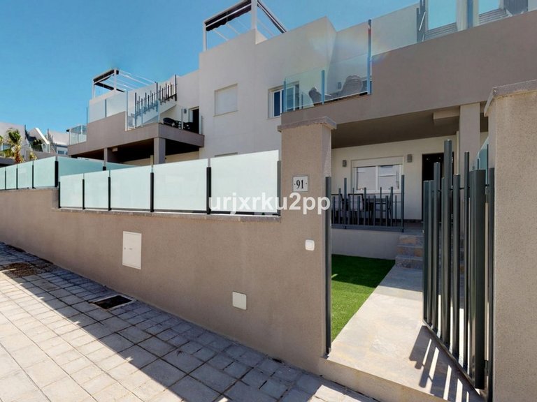 Apartment for Sale in Torrevieja, Alicante 4