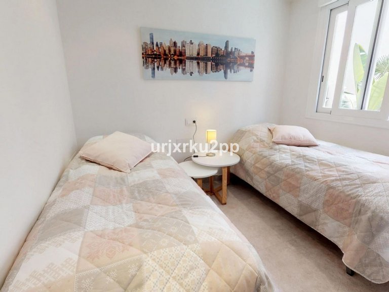 Apartment for Sale in Torrevieja, Alicante 15