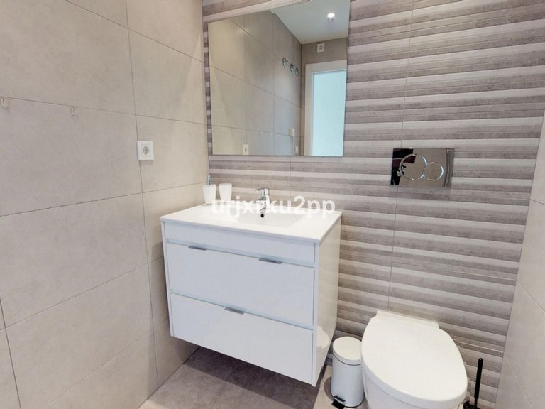 Apartment for Sale in Torrevieja, Alicante 17