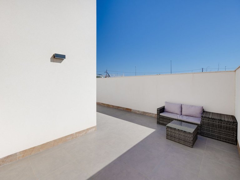Villa for Sale in Los Montesinos, Alicante 8