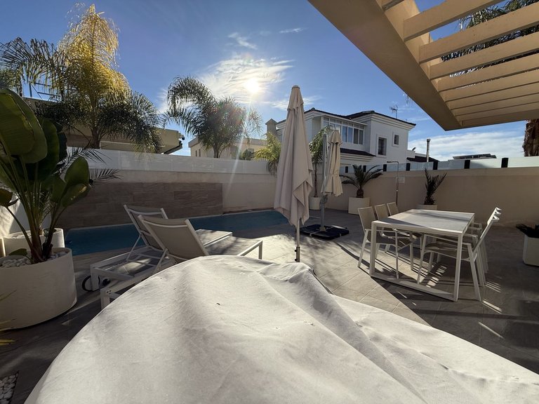 Villa for Sale in Los Montesinos, Alicante 18