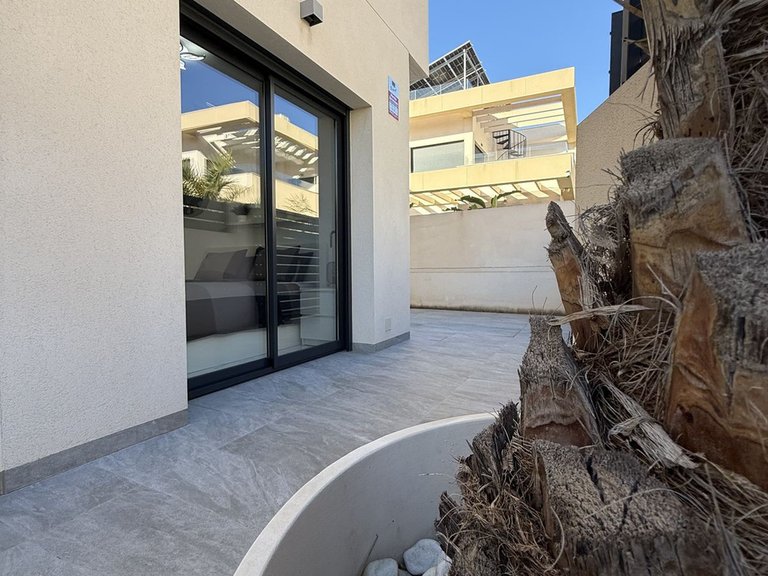 Villa for Sale in Los Montesinos, Alicante 20