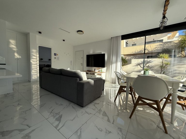 Villa for Sale in Los Montesinos, Alicante 30