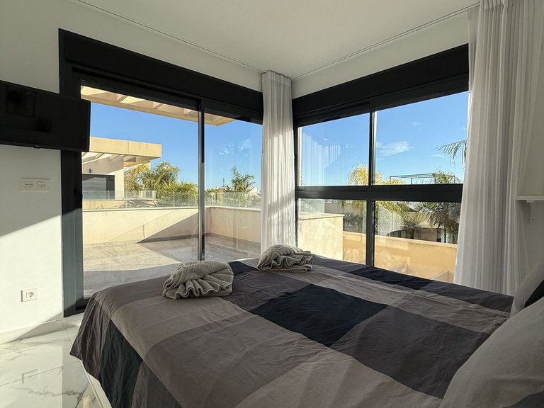 Villa for Sale in Los Montesinos, Alicante 43