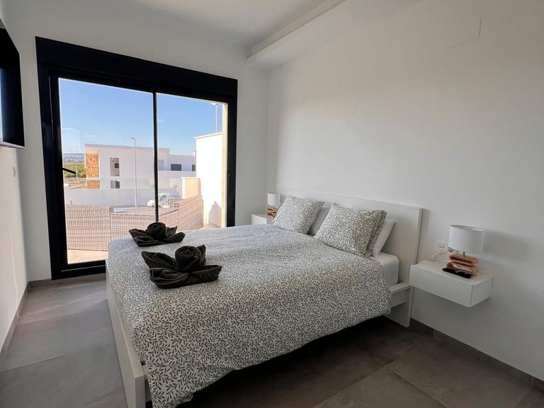 Villa for Sale in Los Montesinos, Alicante 19