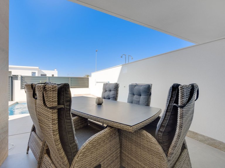 Villa for Sale in Los Montesinos, Alicante 9